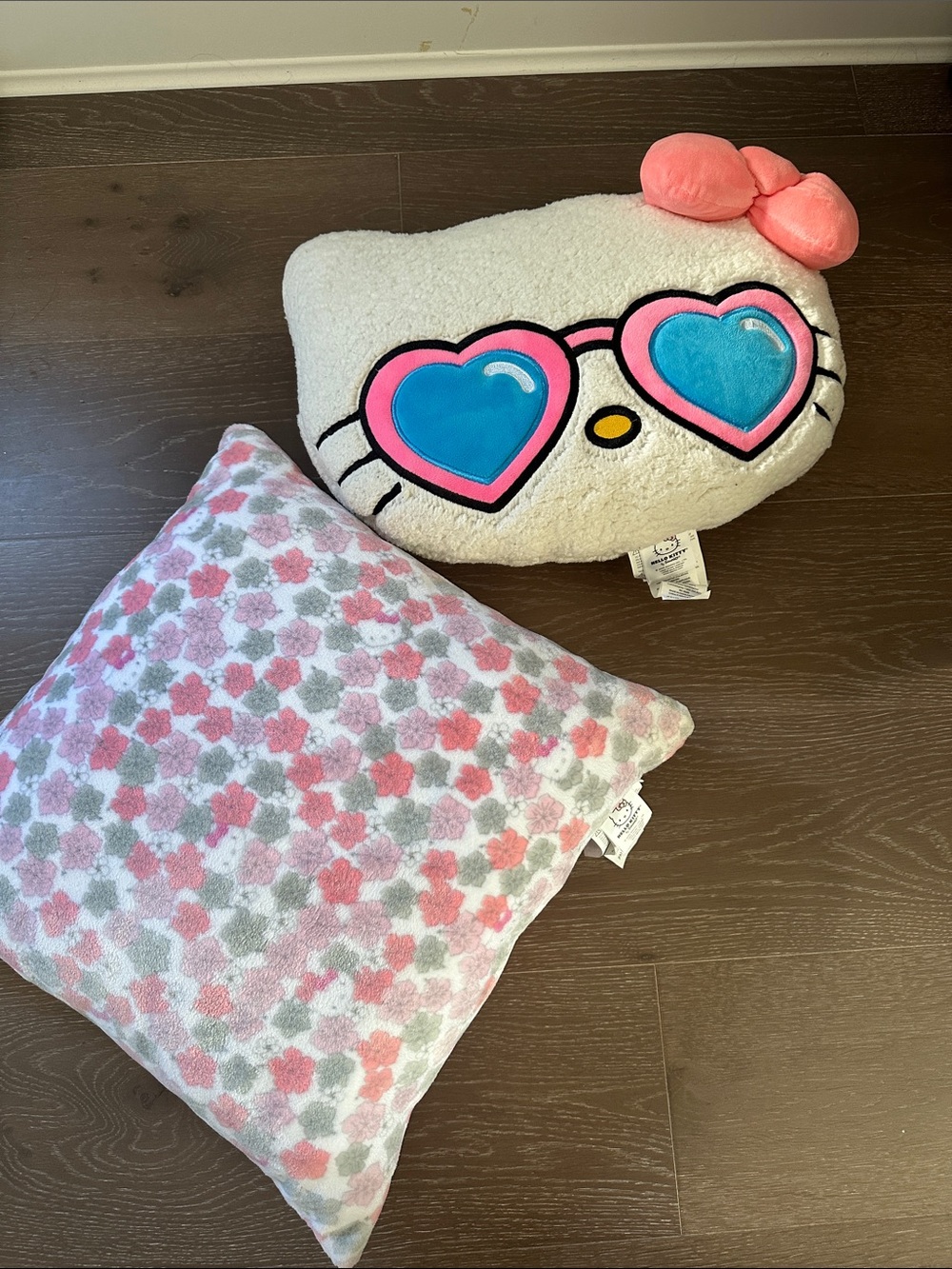 Hello Kitty Plush Pillow & Soft Pillow
